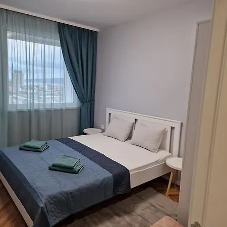 Апартамент Варна Център Пирин 50 Apartment *